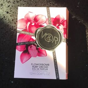 $5 each or $15 for Bundle of 4 (you pick 4 separate $5 samples)